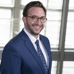Brandon Ciampaglia Headshot