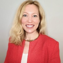 Courtney Gray Haupt Headshot