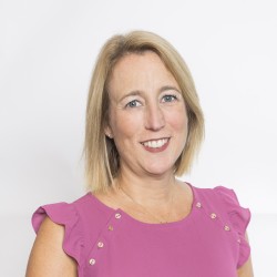 Jacqueline Kolek Headshot
