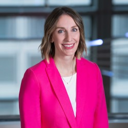 Brigid Zeller Headshot